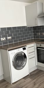 Headlands Road, Pontefract - Photo 3