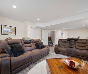 For Lease - 12 Ashwood Crescent, Middlesex Centre, Ontario - Photo 3