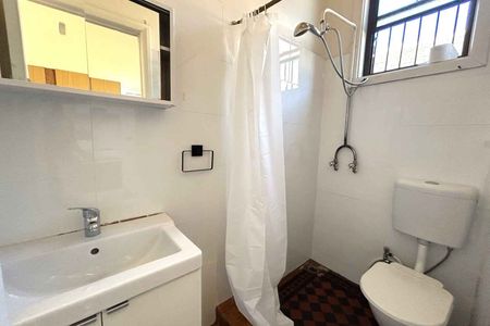 2 Bedroom home in the heart of Marrickville! - Photo 3