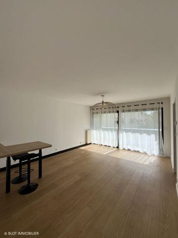 Location Appartement 2 pièces 49m² RENNES 35000 - Photo 2