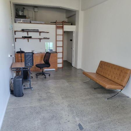 Studio - Mt Eden - Photo 3