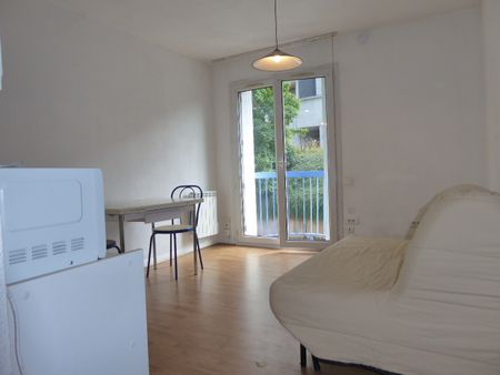 Location Appartement 1 pièce 18m² - Photo 3