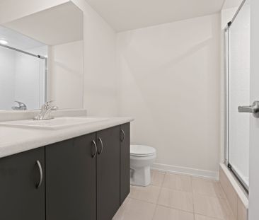 For Lease - 2600 Castlegate Crossing Unit# 84, Pickering, Ontario - Photo 6