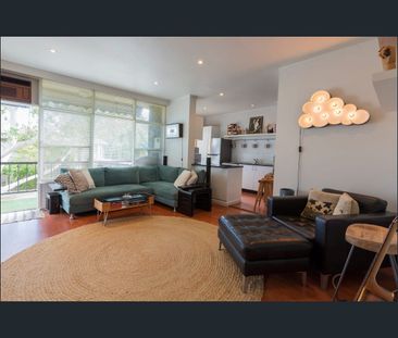 12a/22 Allison Road, Elsternwick, Vic 3185 - Photo 3