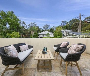 Luxury home - semi detached self contained area for rent - Photo 2