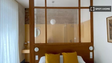 2 bedroom luxury Flat for rent in Valencia - Photo 4