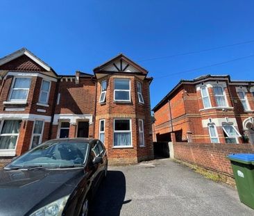 Avenue Road, Portswood - Photo 2