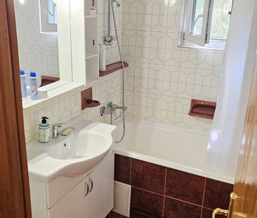 Apartament 4 camere, 2 băi – Str. Louis Pasteur - Fotografie 4