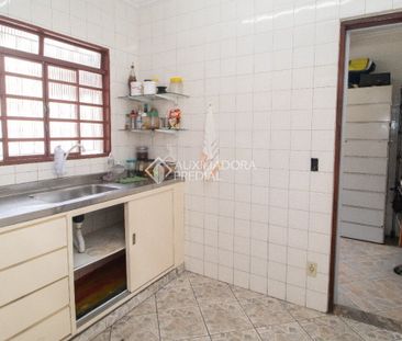 Casa com 3 quartos e 290m² para alugar em Silveira, Santo André. - Foto 2