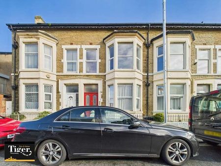 Moore Street, Blackpool, FY4 - Photo 5