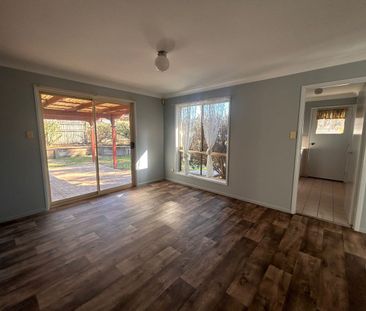 DECEPTION BAY - HOMELY & LOCATION - Photo 1