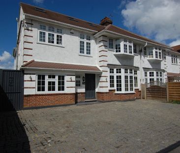 6 bedroom semi-detached house to rent - Photo 5