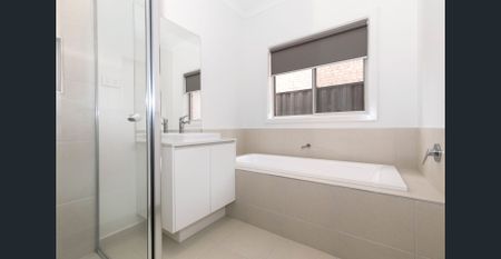 Generous family home - Photo 4