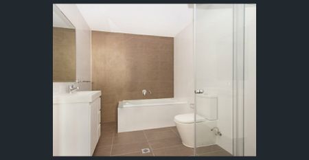 Contemporary Light Filled 1-Bedroom Apartment - Photo 4