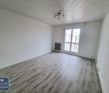 Location Appartement 3 pièces 69m² BEAUMONT 63110 - Photo 2