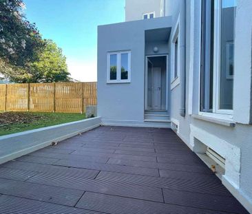 2 Bedroom Apartment, Graça, Lisboa - Photo 2