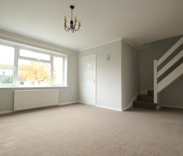 4 bedroom semi-detached house to rent - Photo 1