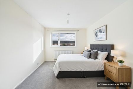 3 bedroom terraced house to rent - Photo 2