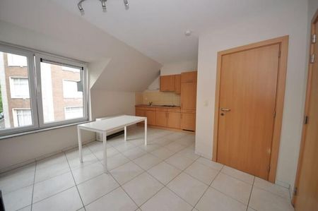 Appartement te huur - Foto 2