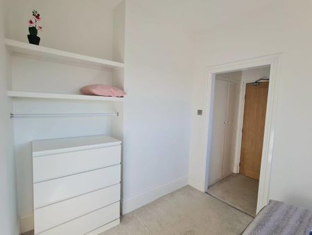 8 bedroom house share to rent - Photo 4