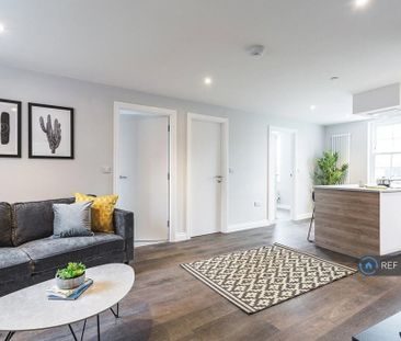 2 bedroom flat to rent - Photo 6