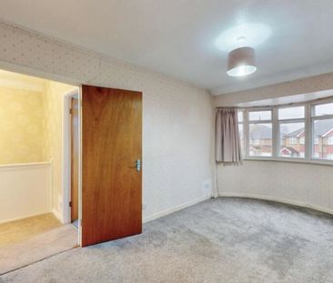 3 bedroom Semi-detached house to rent - Photo 6