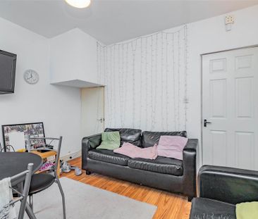 4 bedroom house to rent - Photo 2