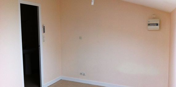 Location Appartement 1 pièce 19m² ANCENIS 44150 - Photo 2