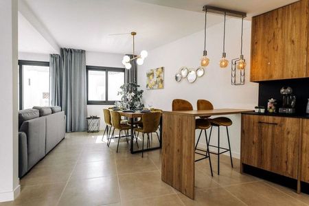 Alquiler de chalet pareado en Calle del Priorato - Photo 2