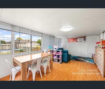 CONVENIENT LOCATION! - Photo 2