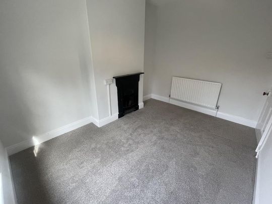 2 bedroom semi-detached house to rent - Photo 1