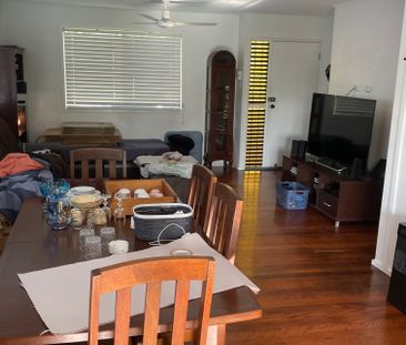 Everton Hills - Photo 1