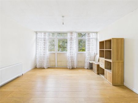 2 bedroom maisonette to rent - Photo 3