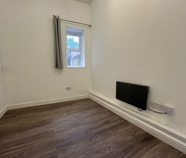 1 Bed Flat, High Road Leytonstone, E11 - Photo 4