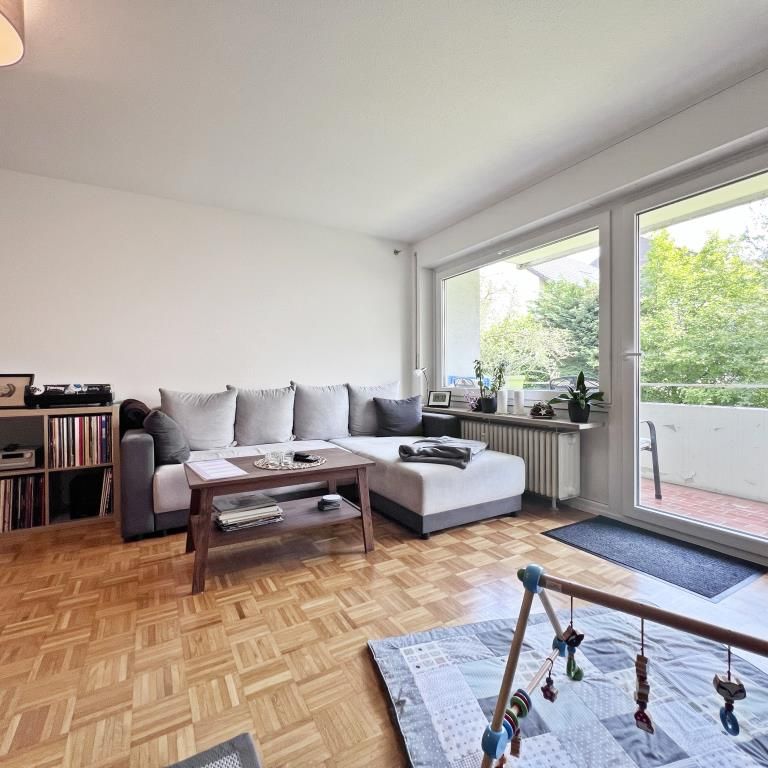 Schöne und gut geschnittene 2-Zimmer-Wohnung mit Balkon in Konstanz Fürstenberg - Photo 1