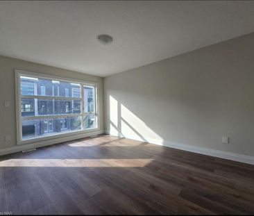 For Lease - 16 Warren Tr Trail, Welland, Ontario - Photo 3