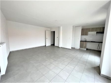 Location Appartement 5 pièces 100m² BISCARROSSE 40600 - Photo 2
