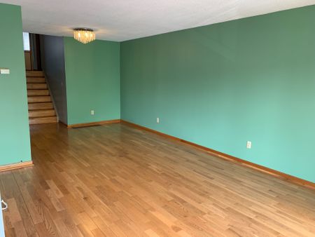 For Lease - 96 Bay Hill Drive Unit# Upper, Vaughan, Ontario - Photo 2