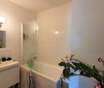 Location Appartement 2 pièces 38m² TOURS 37000 - Photo 5