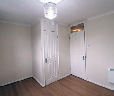 Perscoran Way, Pershore - Photo 1