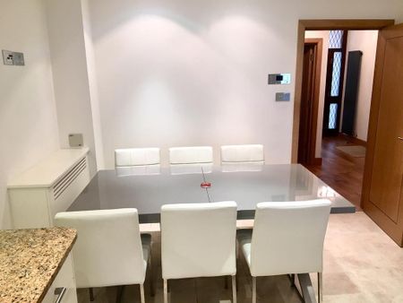 5 bedroom terraced house to rent - Photo 3