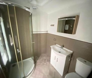 231 Donegall Road, Belfast, BT12 5NB - Photo 4