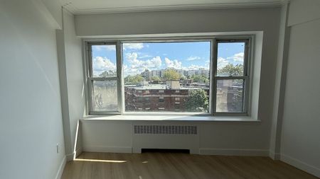 10 Rosemount Avenue - Photo 3