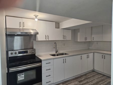 For Lease - 5 Sandyhook Square Unit# BSMT, Toronto, Ontario - Photo 3