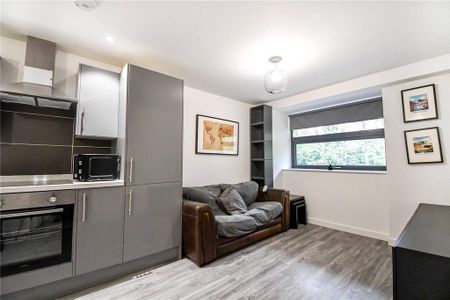 1 bedroom apartment to rent - Photo 2