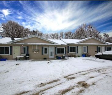 For Lease - 279 Pasadena Drive Unit# Unit B, Georgina, Ontario - Photo 5