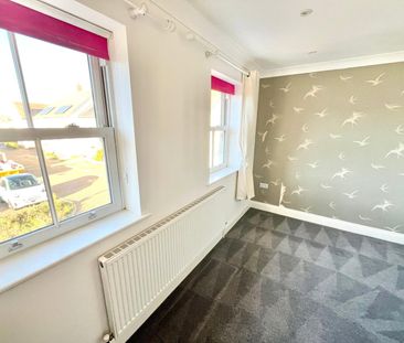 York Mews, Great Wakering, Southend-on-Sea, Essex, SS3 0FA - Photo 4