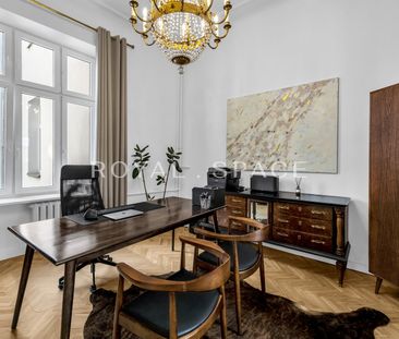 Apartament w kamiennicy na Śródmieściu z widokiem - Photo 1