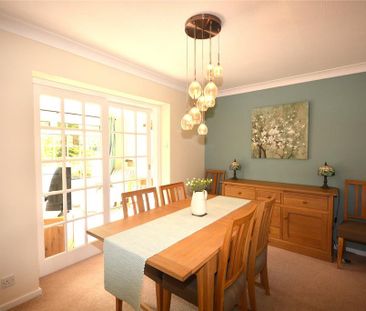 4 bedroom detached house to rent - Photo 4