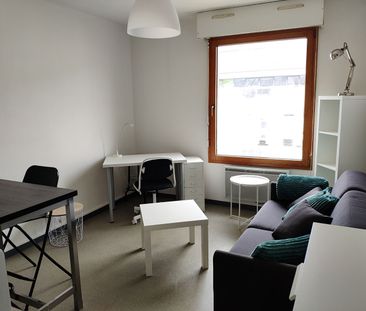 Location Appartement 1 pièce 18m² - Photo 1